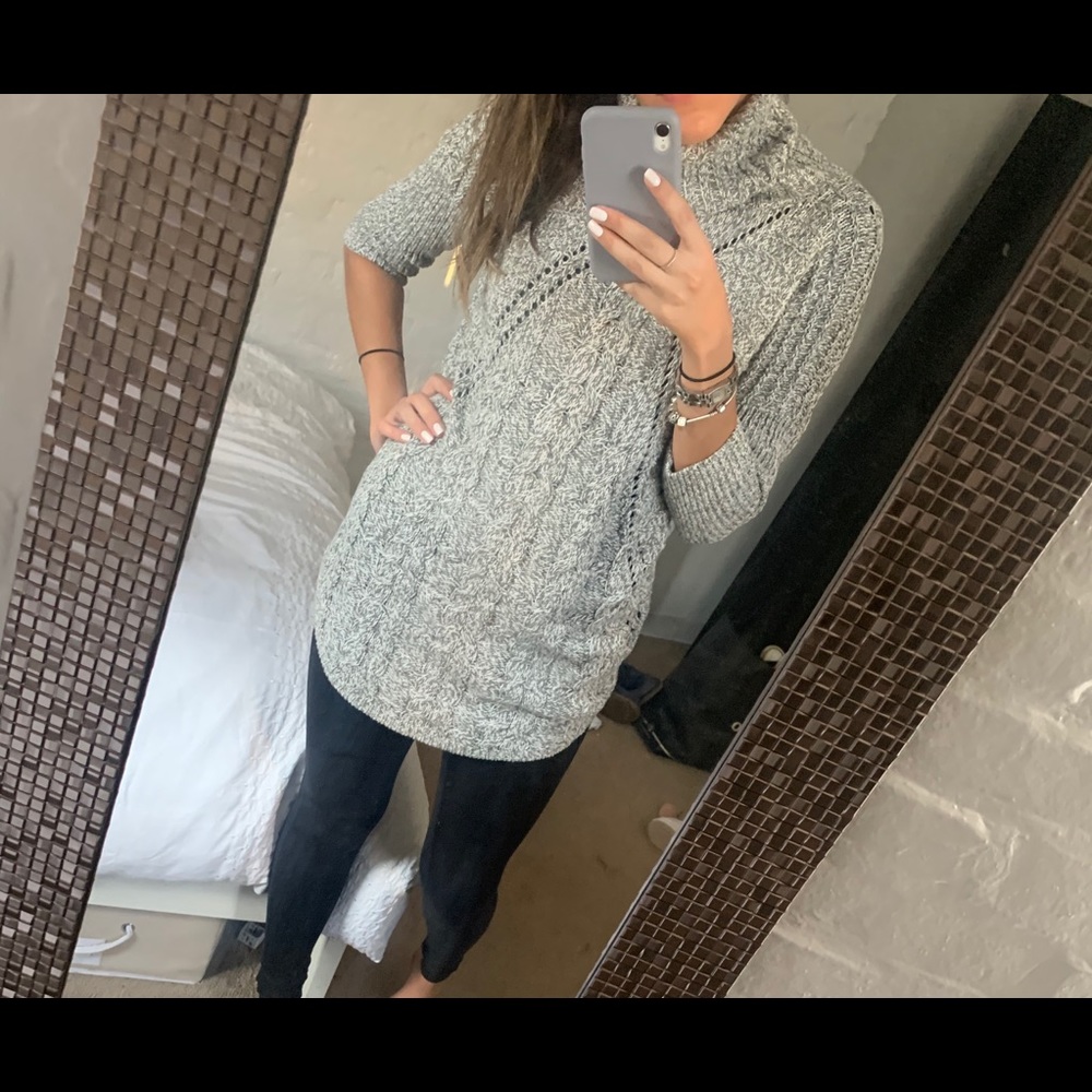 Express like new sweater